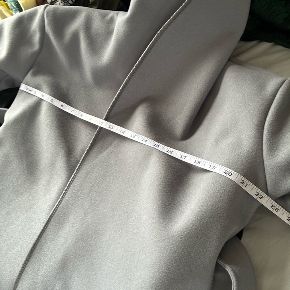 Louis Vuitton Belted Double Face Hooded Wrap Coat - Picture 11 of 14